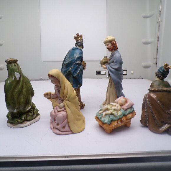 Nativity Scene Porclain Figurines
